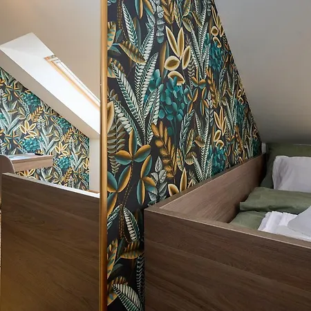 Rooms 4*