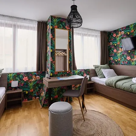 Rooms Bed and breakfast 4*