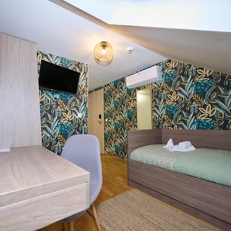 Rooms Bed and breakfast