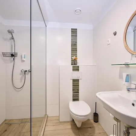 Rooms Bed and breakfast 4*