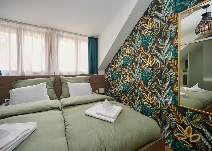 Rooms Bed & Breakfast 4*